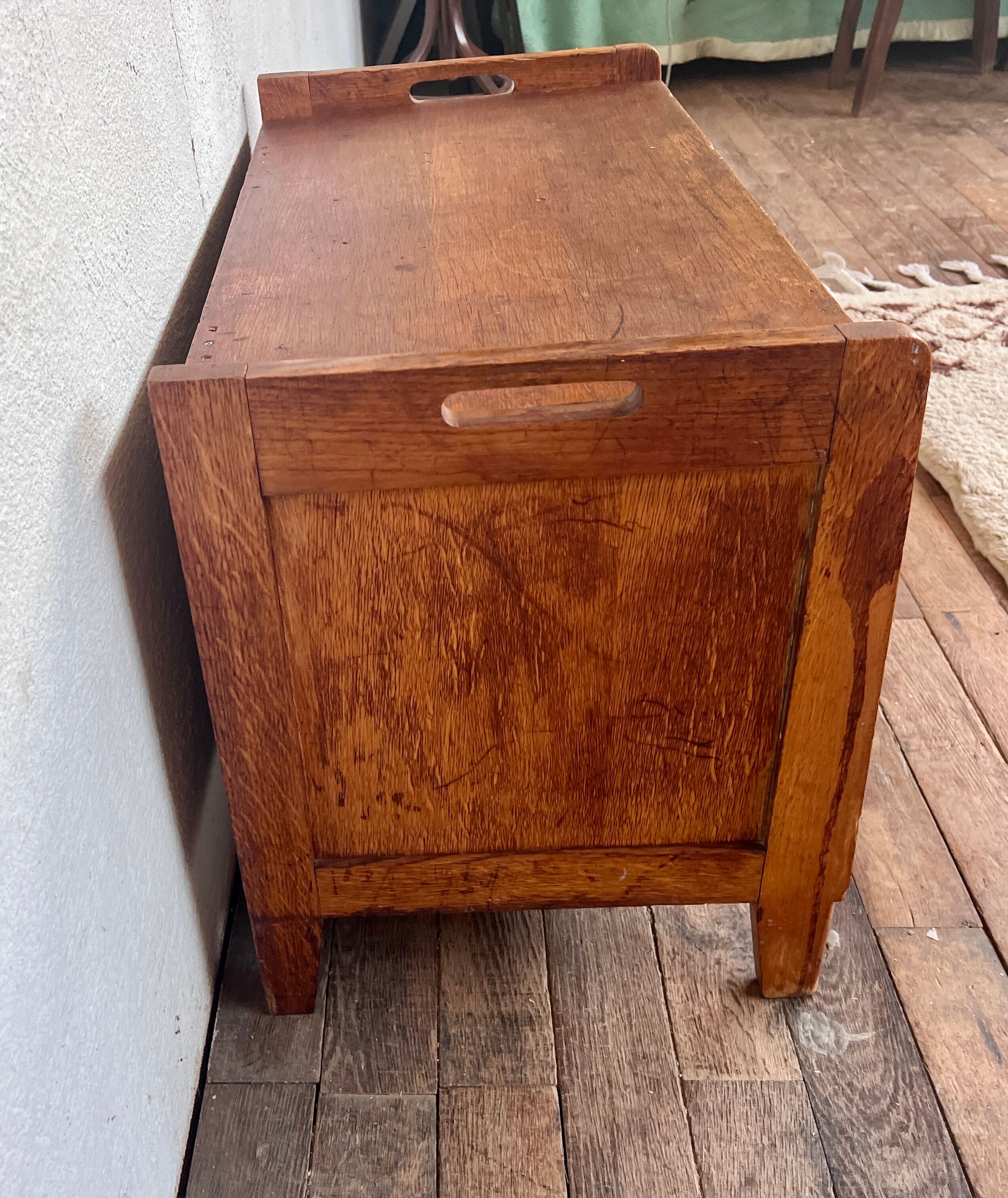 Toy chest / bench for children vintage rattan oak