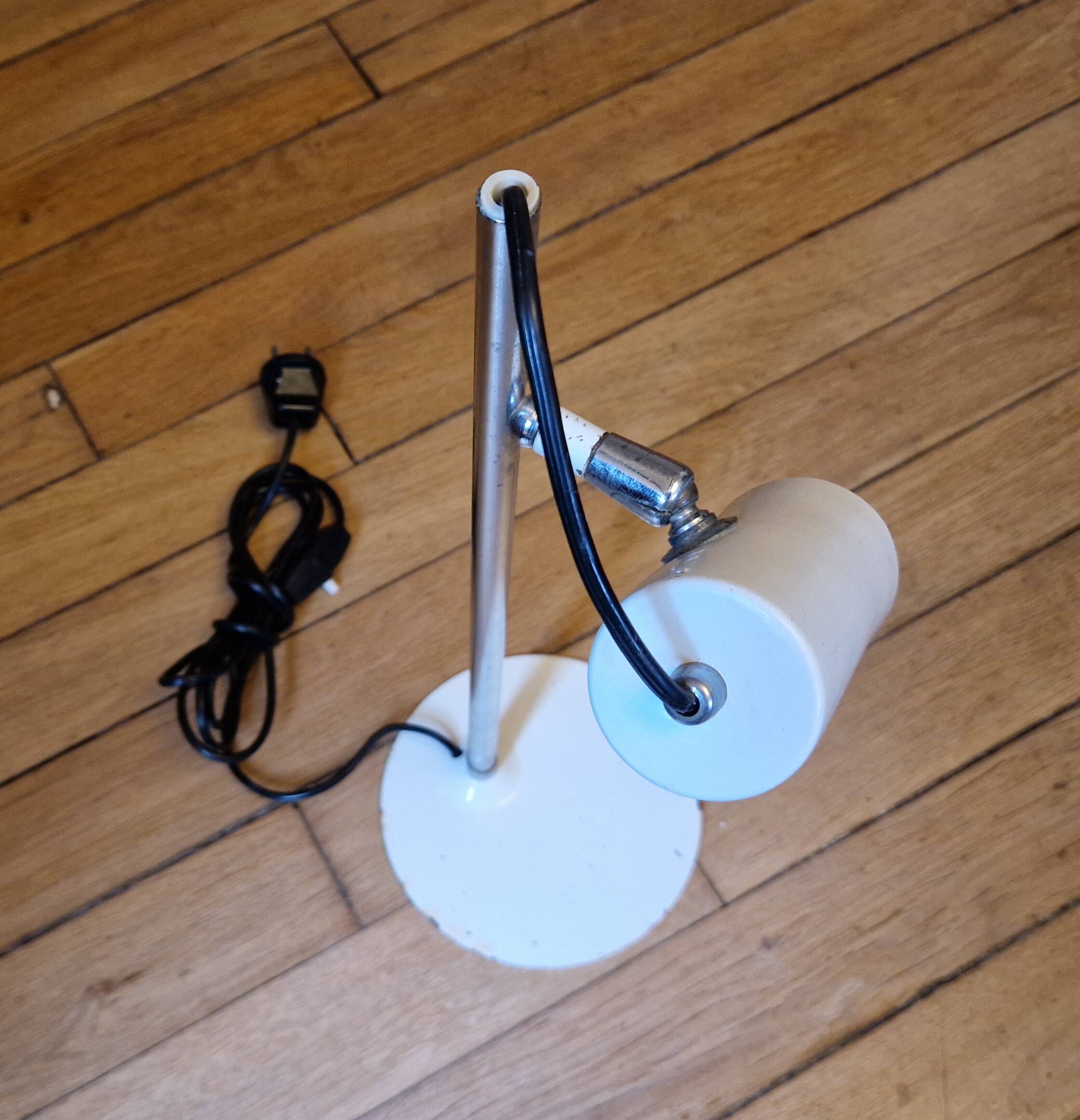 Vintage 1960s articulated table lamp