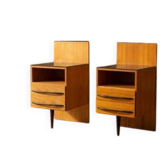 Paire de tables de chevet vintage tchèques par Mojmir Požar, années 1960, bois et verre, 42 × 40 × 81 cm