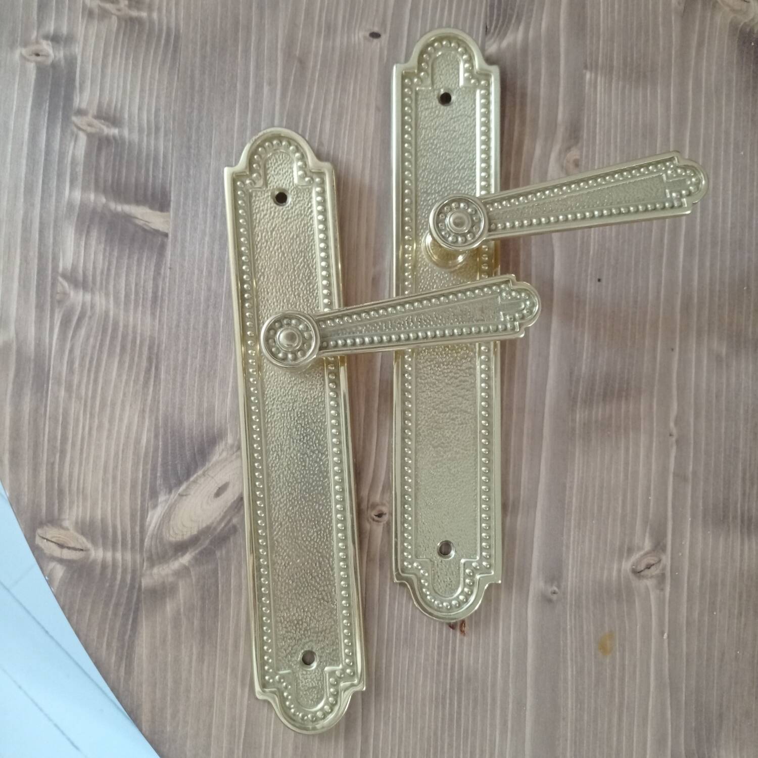 Bronze offset handle