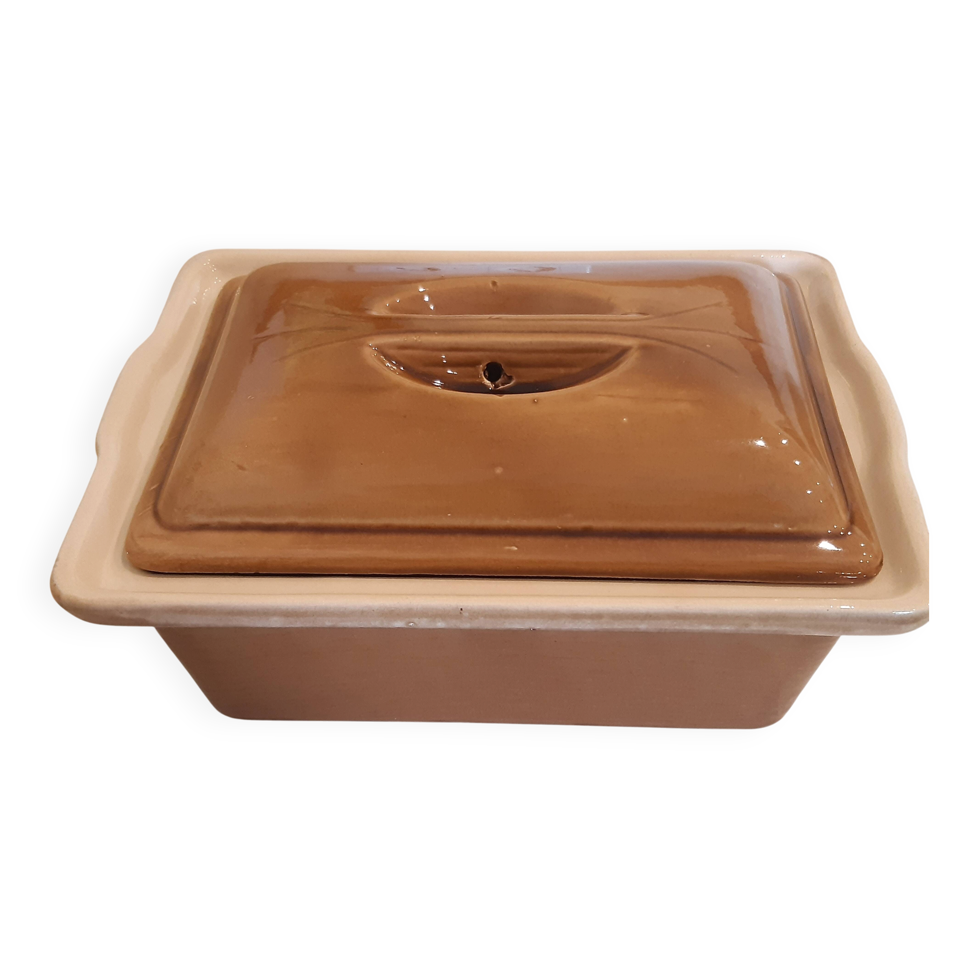Glazed earthenware casserole pot