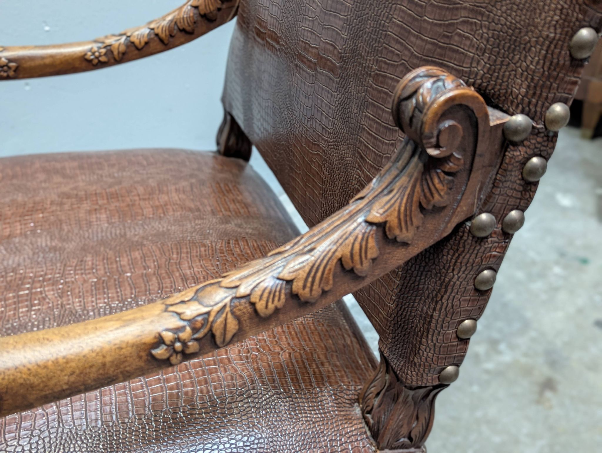 Paire de fauteuils louis XIII 19ieme