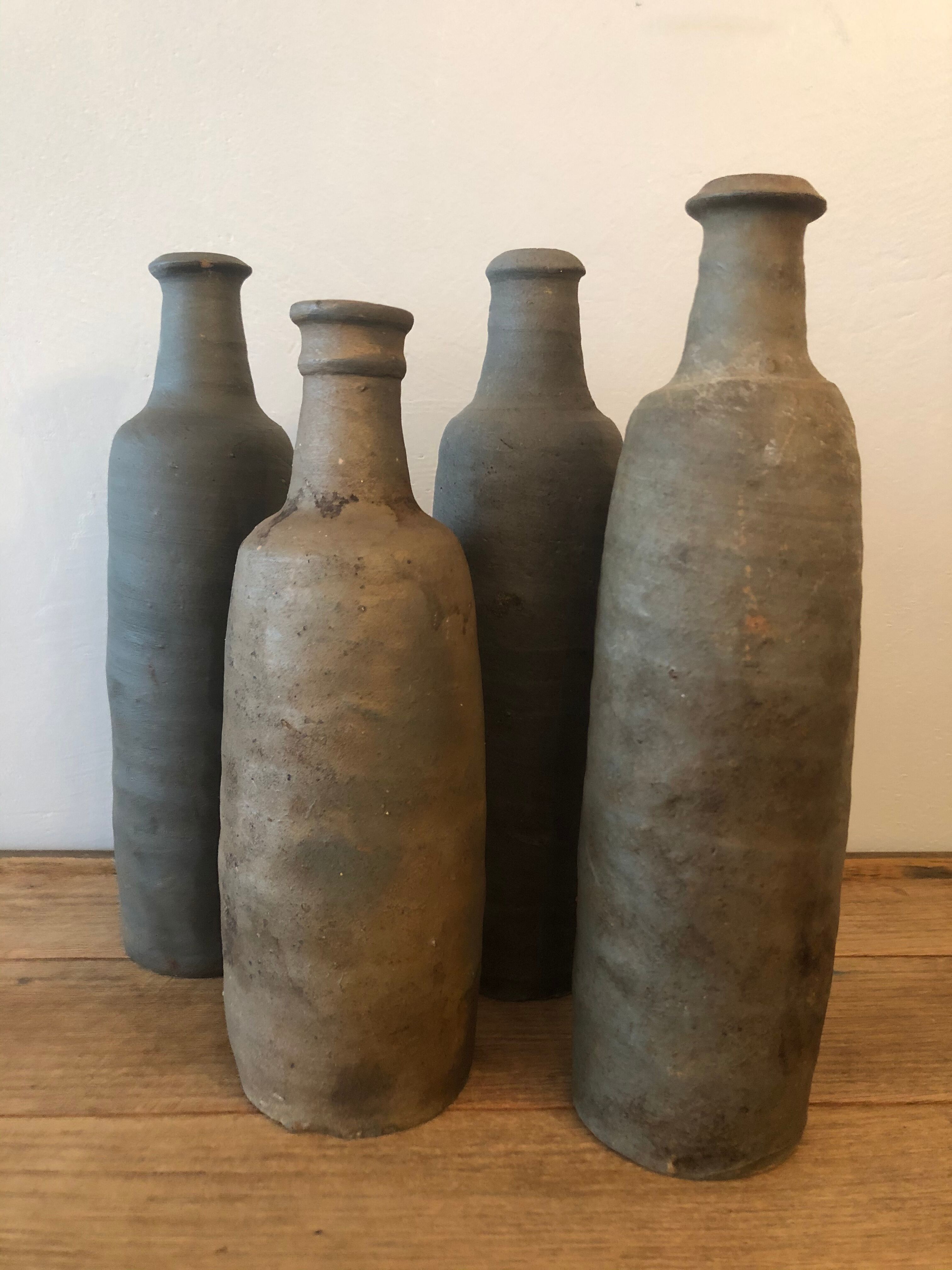 Set de 4 bouteilles en grès