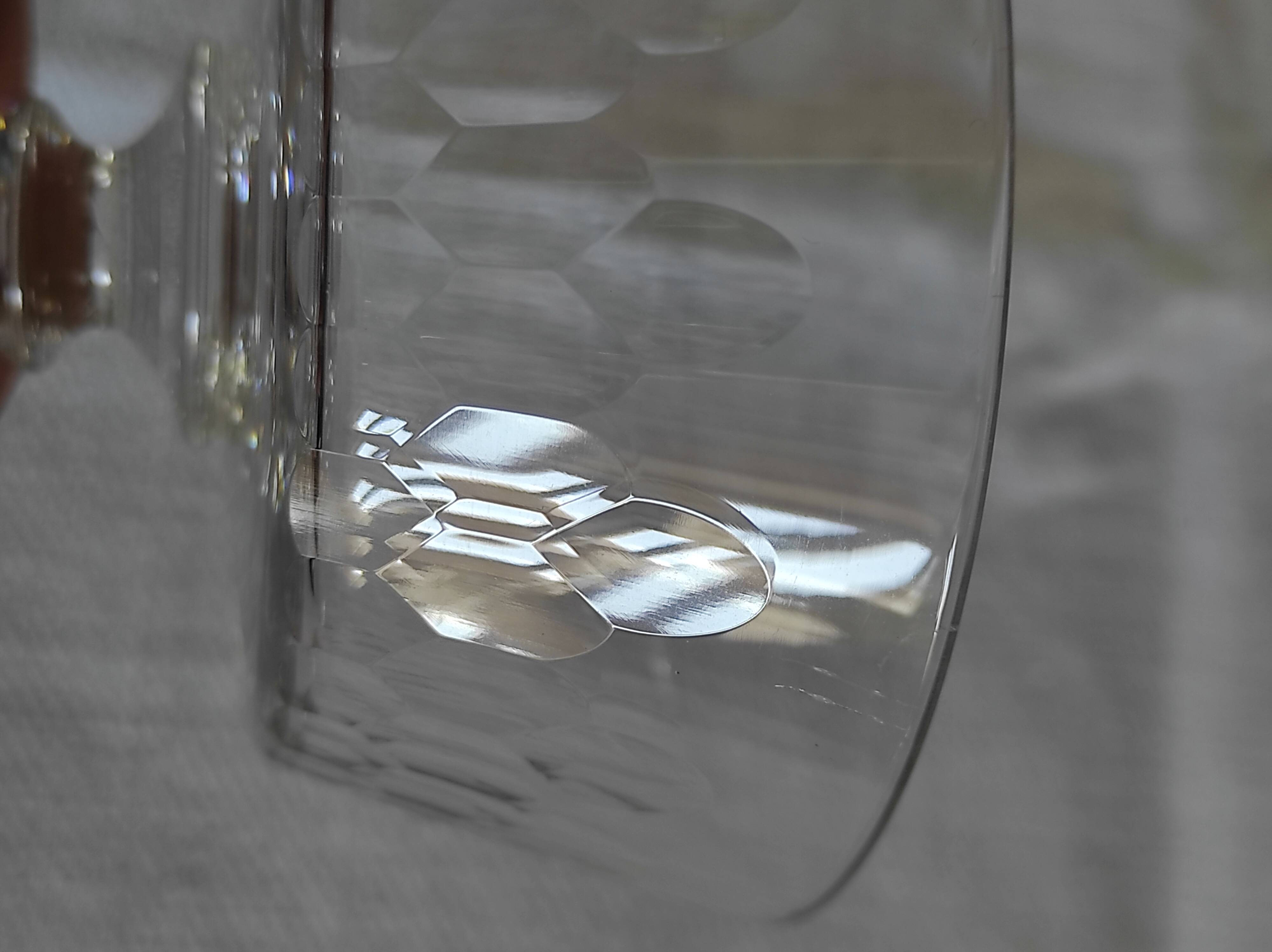 8 glasses of Baccarat Richelieu crystal champagne