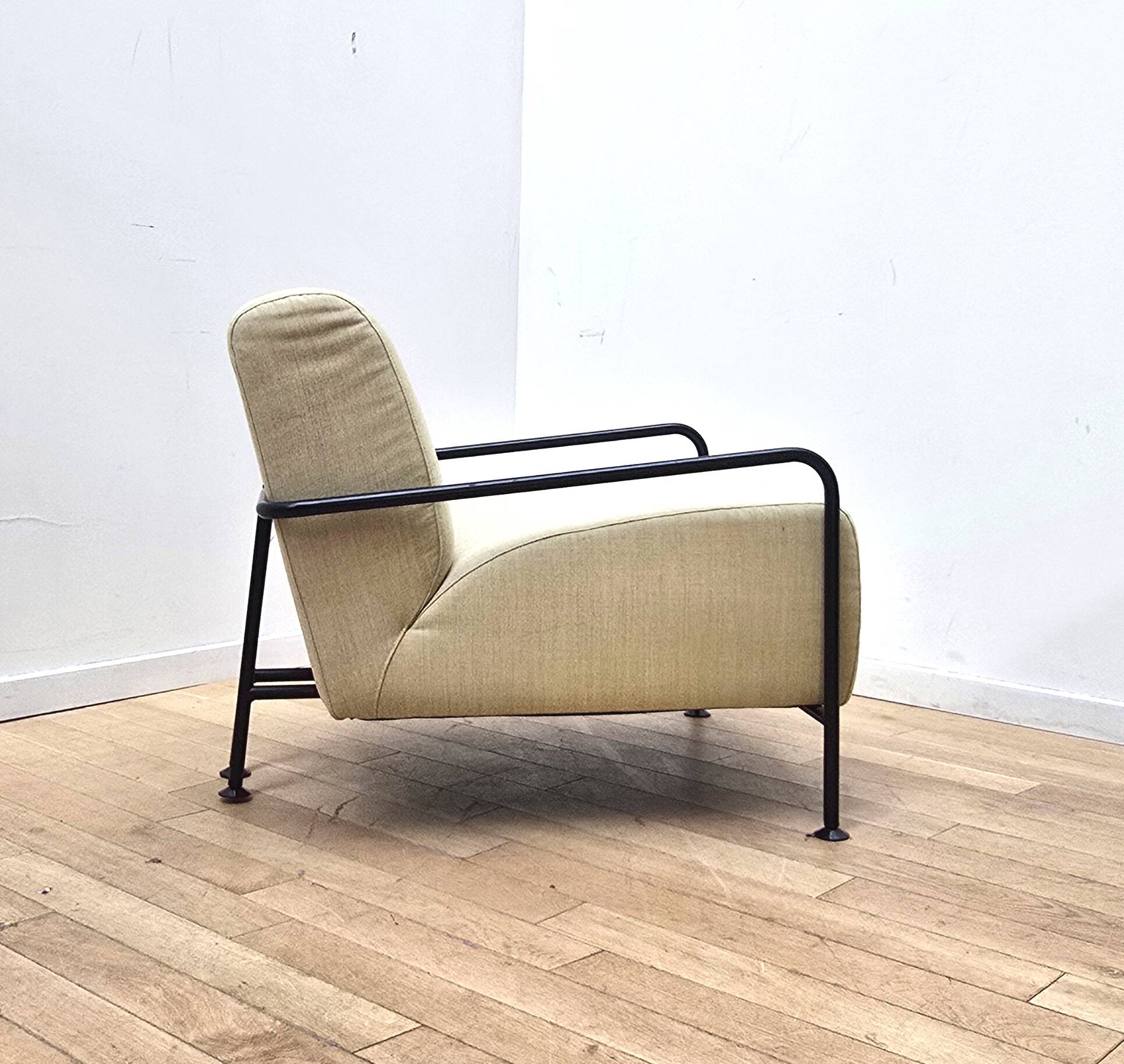 Paire de fauteuils Colubi Outdoor, Viccarbe