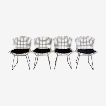 4 chaises d'Harry Bertoia éditées par Knoll