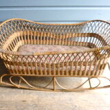 Rattan cradle bed