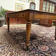 Classic English Writing Desk Partnerdesk