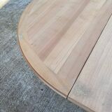 Renovated Louis Philippe round extendable dining table 115cm with 2 extensions.