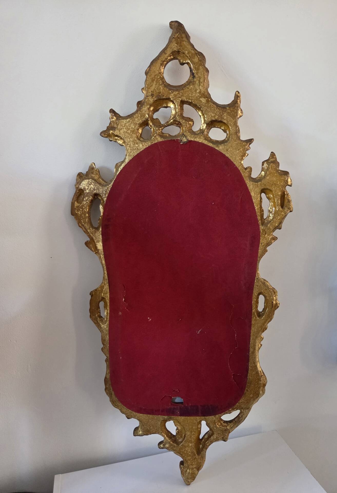 Miroir baroque en bois doré