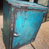 Armoire basse style coffre