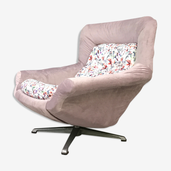 Pink velvet vintage retro mid century egg chair armchair