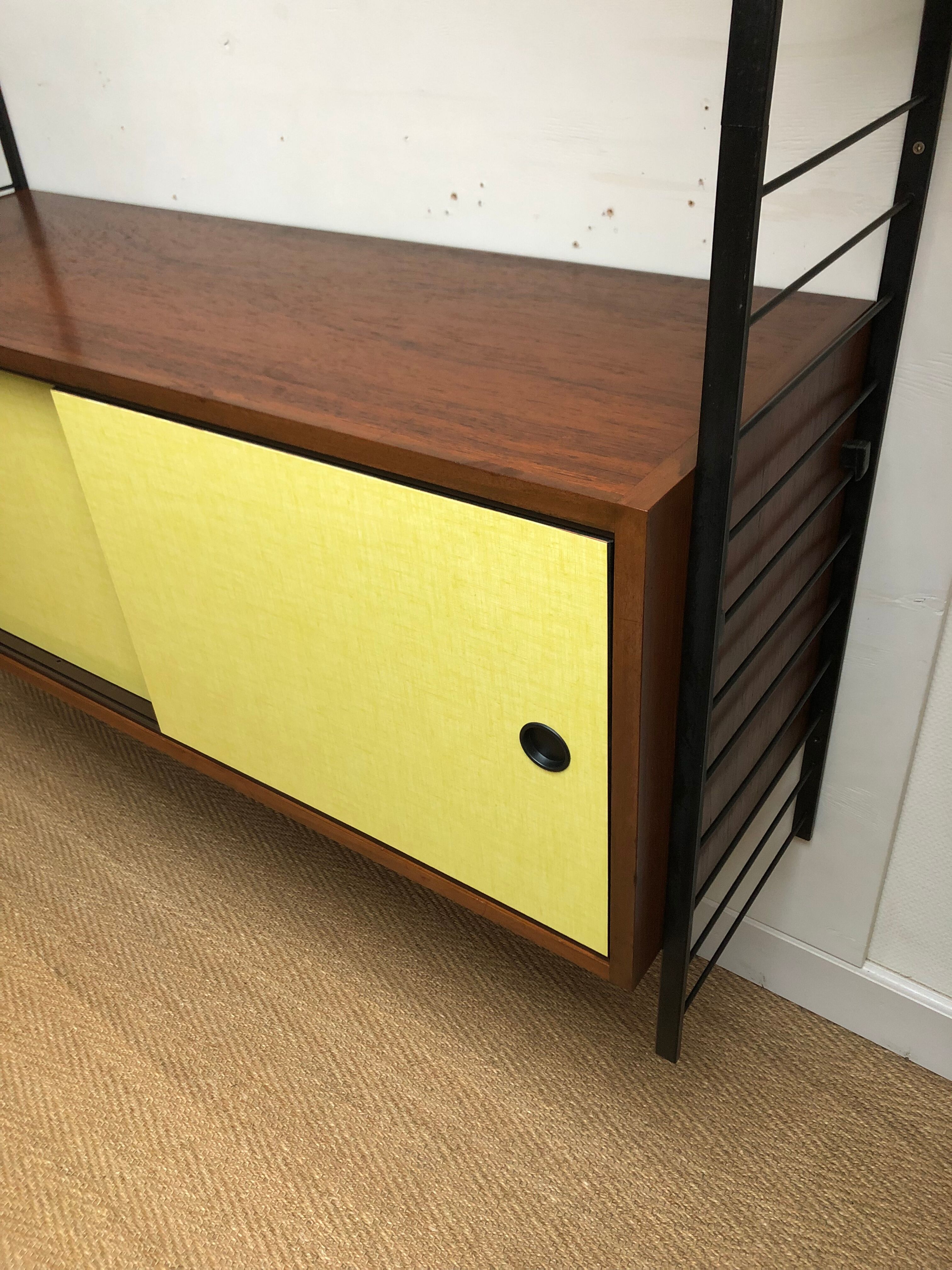 Wall-mounted sideboard
