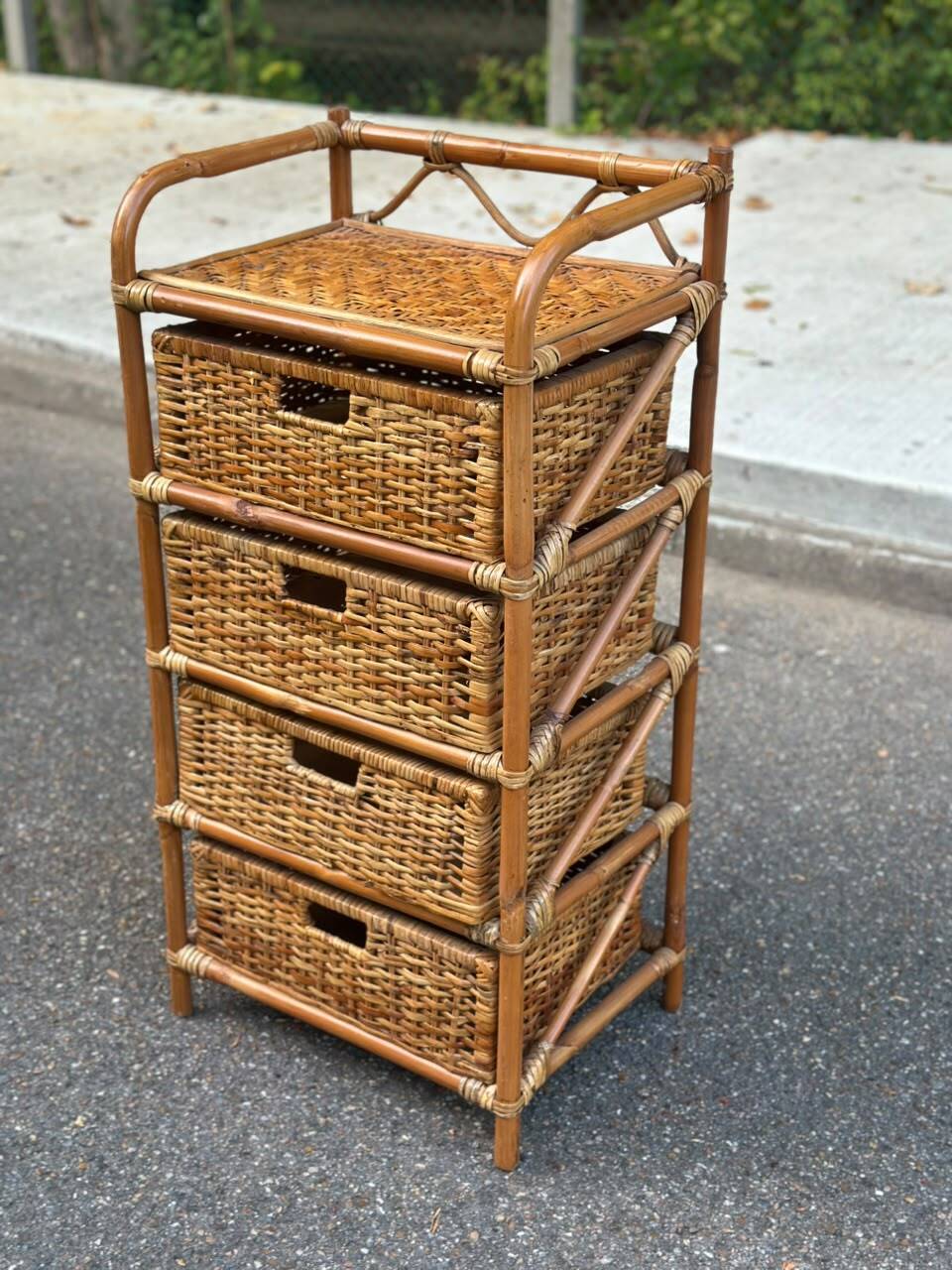 Vintage 1970s rattan and wicker chest of drawers with 4 drawers.