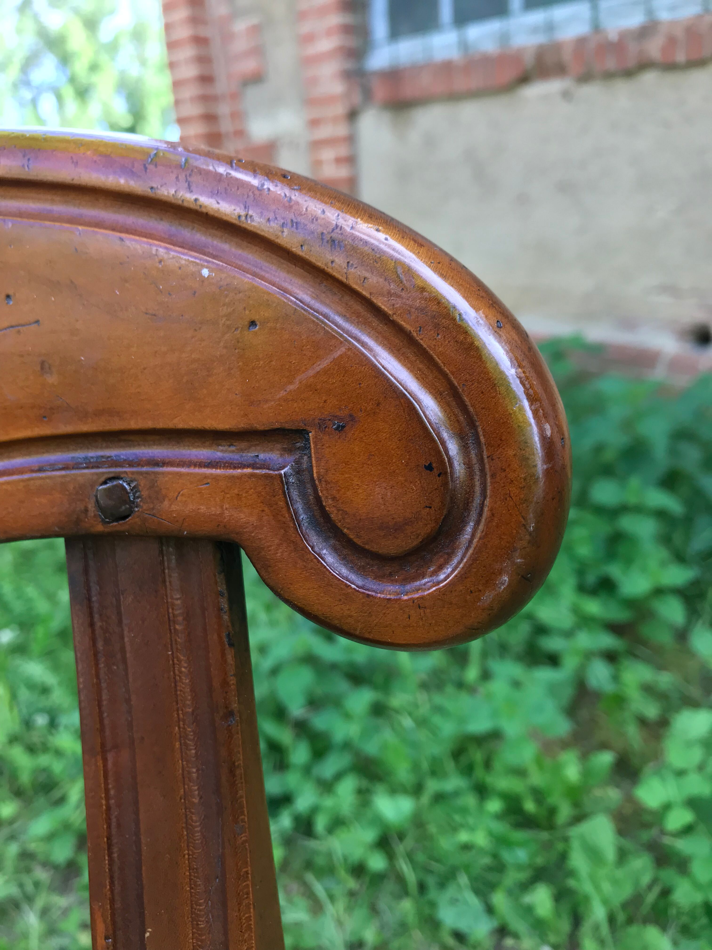 6 chairs mulched Louis Philippe