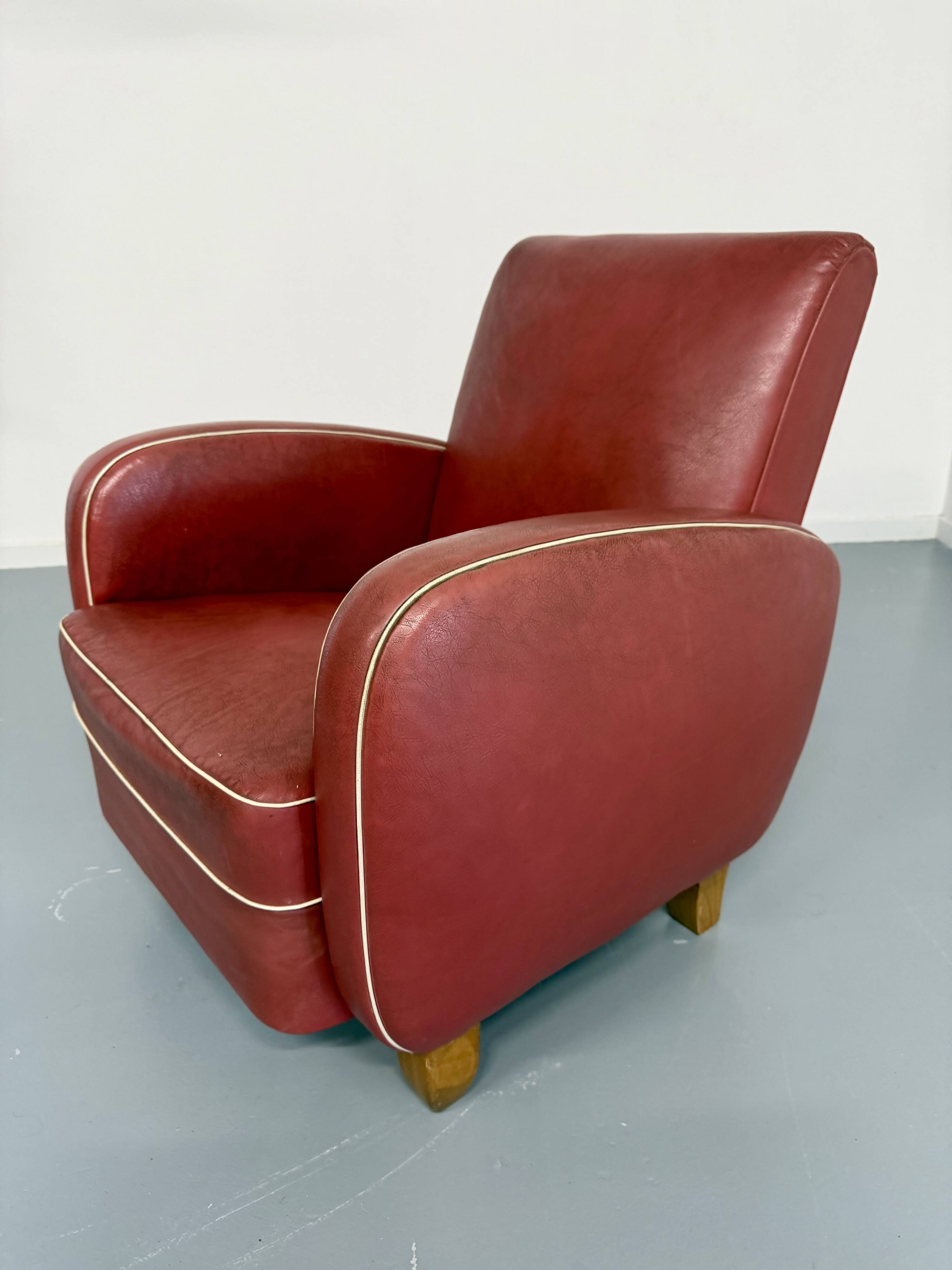 Vintage red faux leather Art Deco club chair from the 1940s/50s.