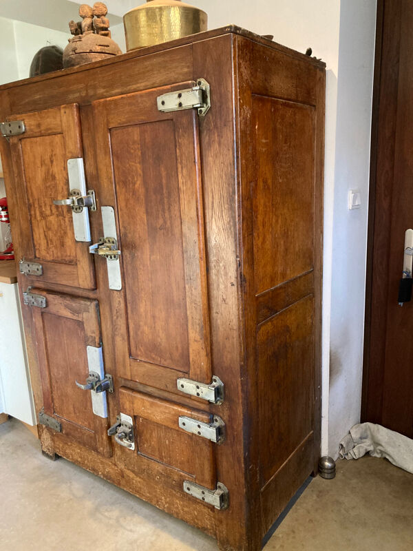 Armoire, vaisselier