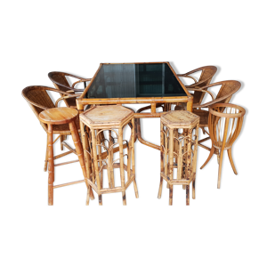 Ensemble table fauteuils