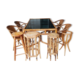 Set table rattan chairs