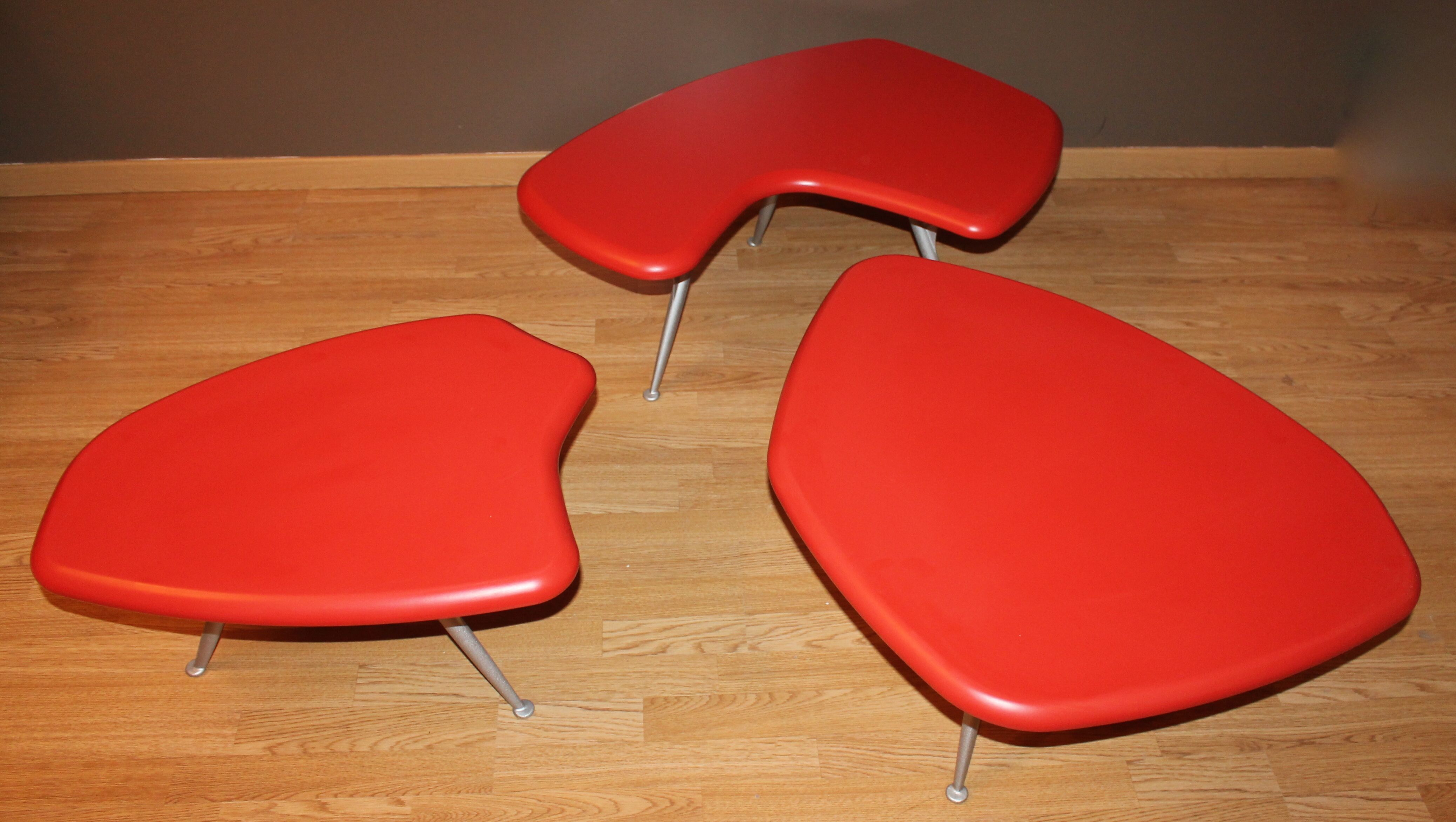 Set of 3 tables low Shu by Roderick Vos for Linteloo