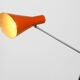 Élégante lampe à pince en laiton de style italien des années 50 avec abat-jour conique rouge.