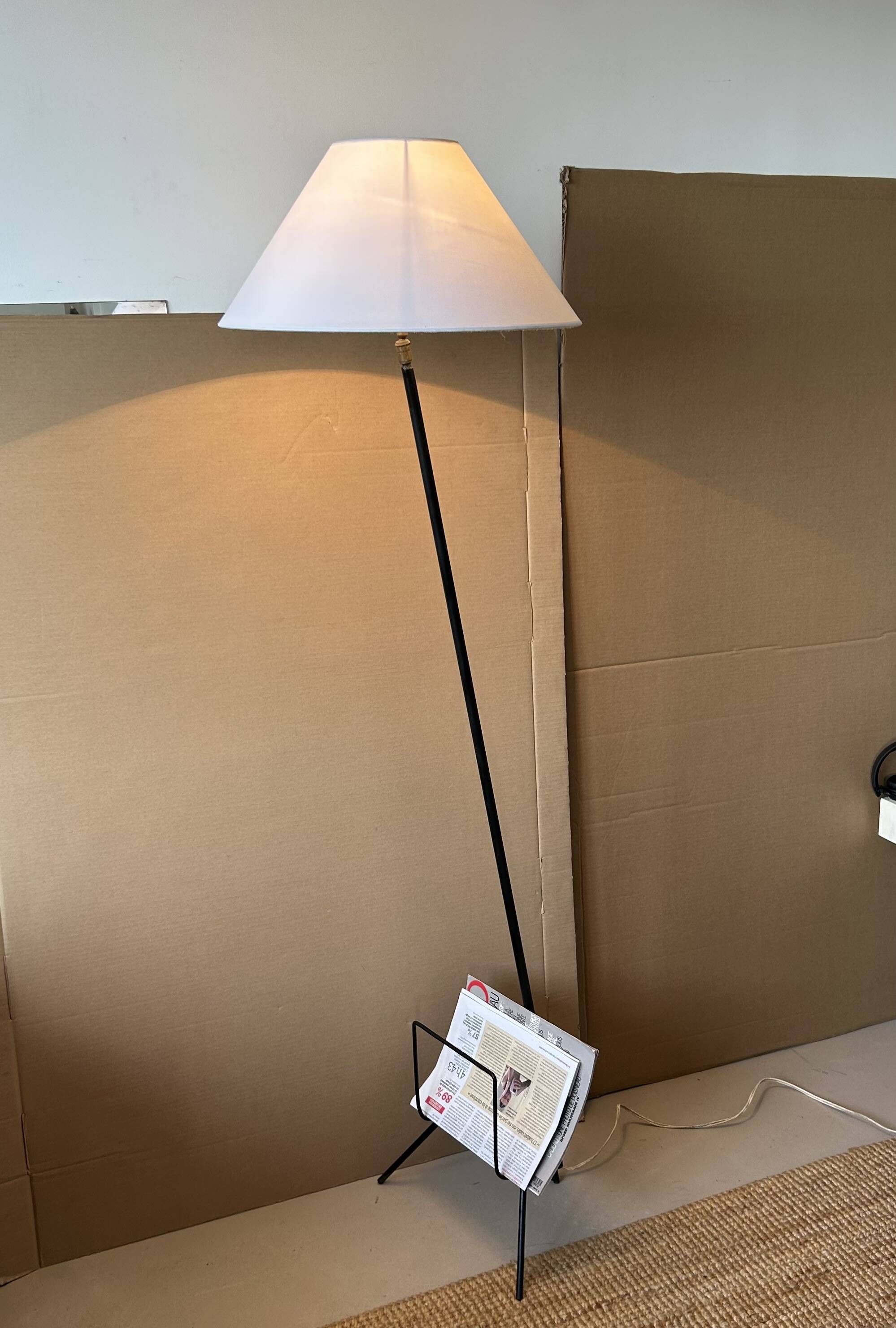 Lampadaire porte-revues années 50