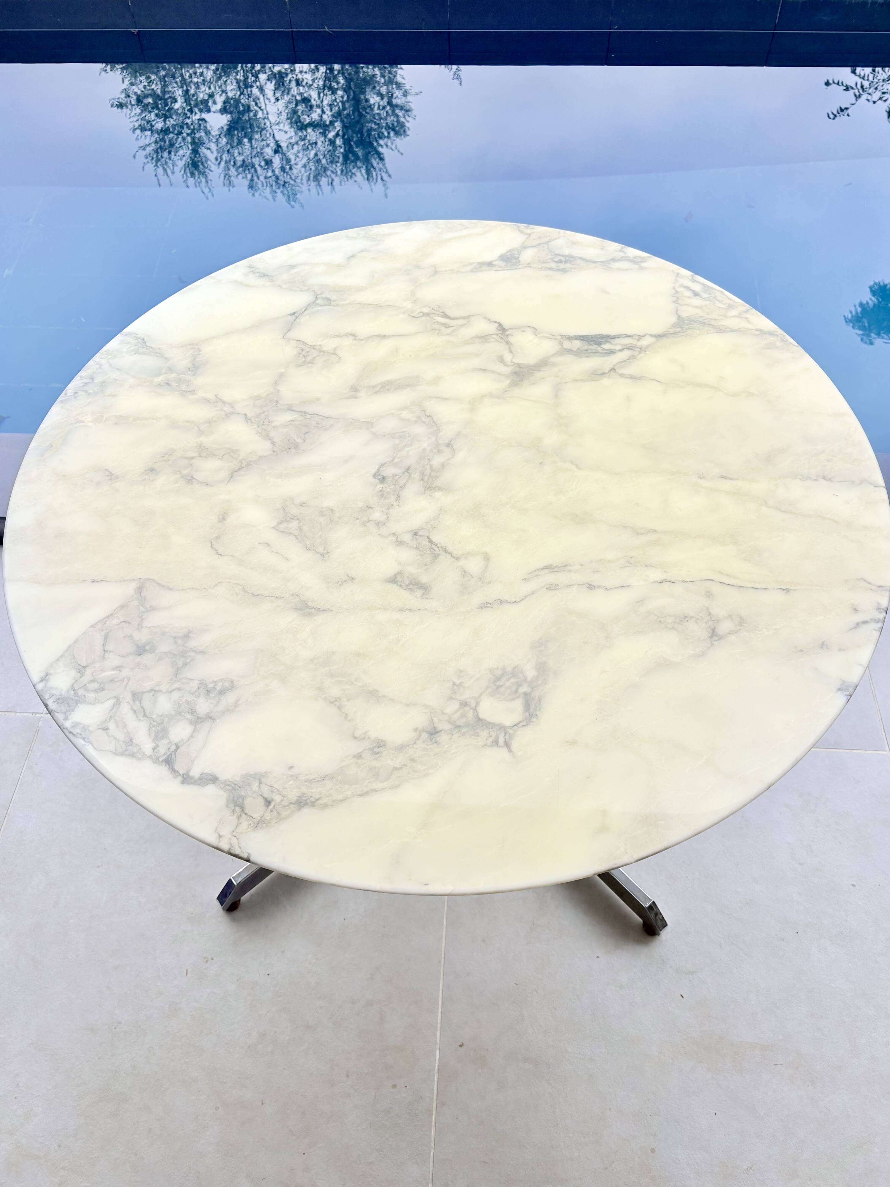 Table Florence Knoll