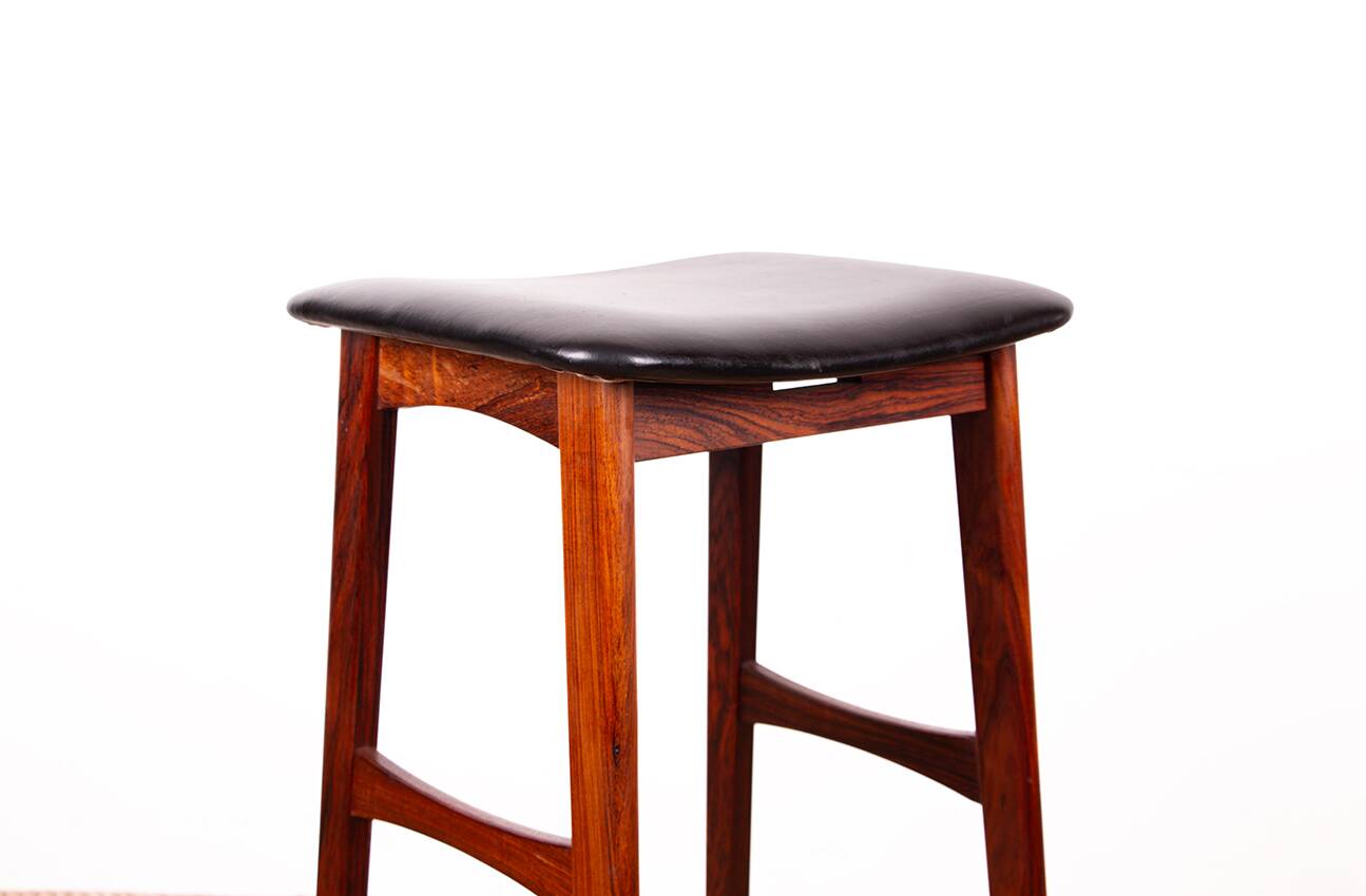 4 Danish high stools, rosewood and black leather, Knud Bent for Dyrlund.
