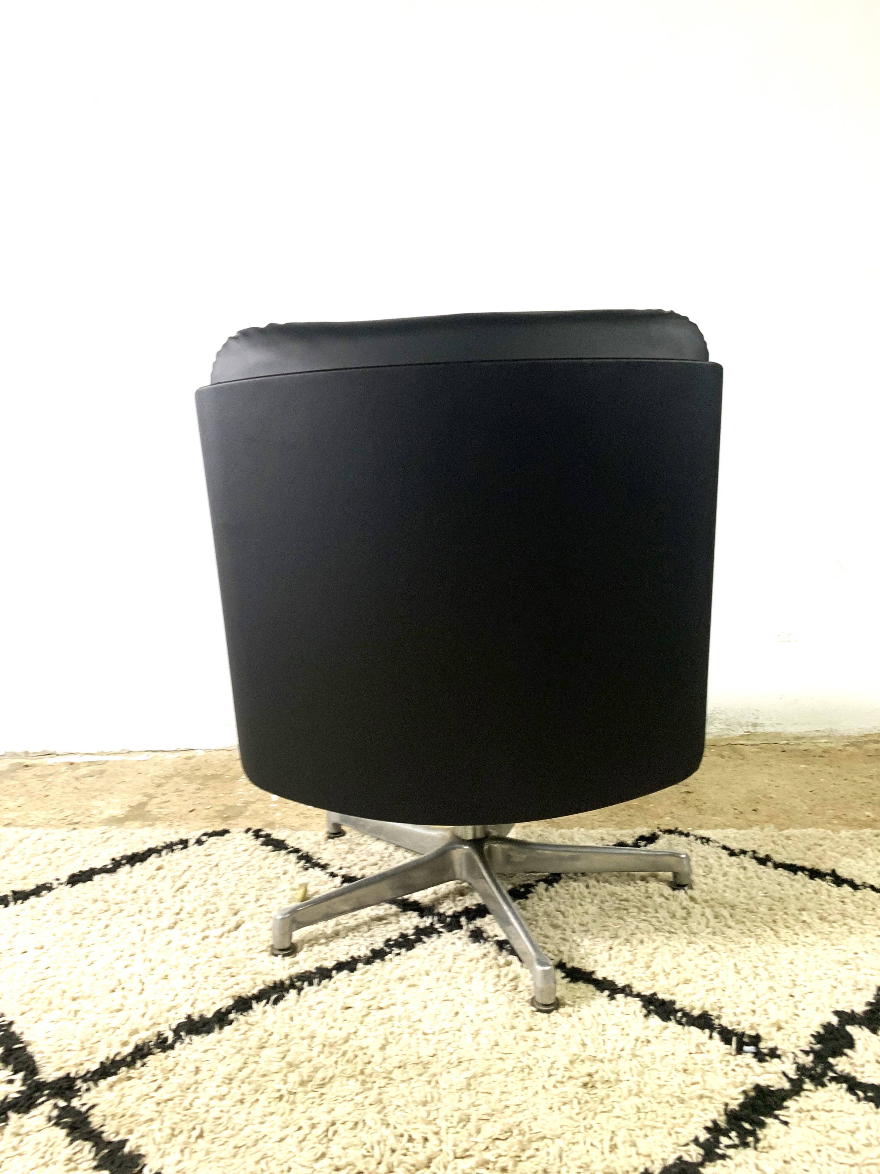 Italian Design Office Leatherette Armchair By Vaghi