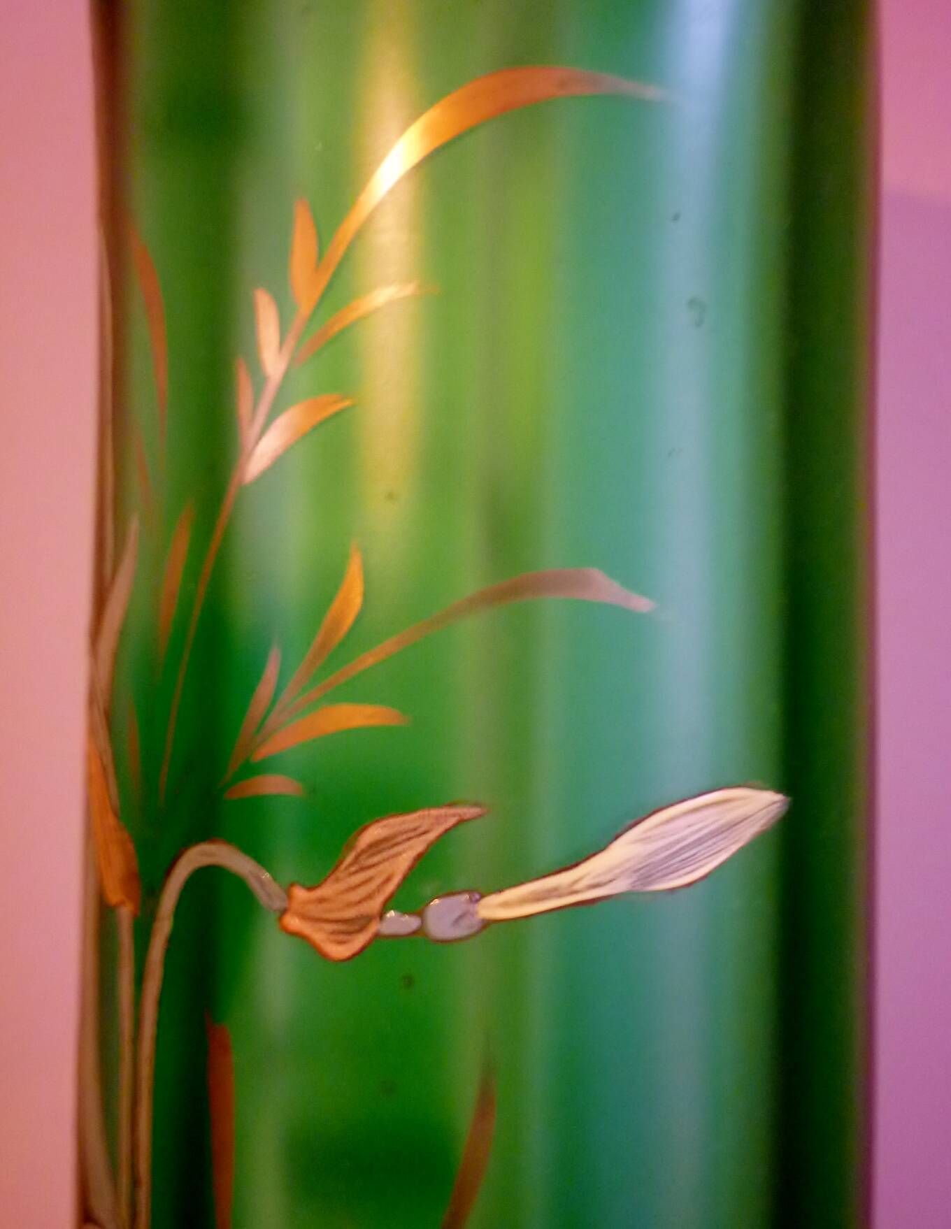 Vase with daffodils in blown glass, enameled, gilded, Legras Montjoye workshops, art nouveau