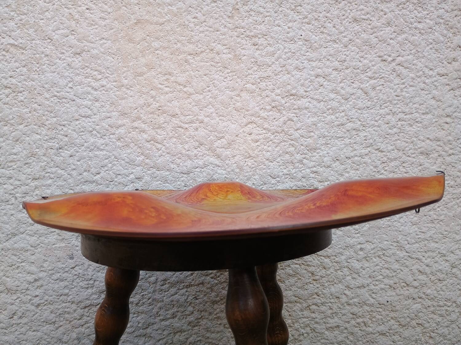 Contemporary decorative glass plate signed Cesart Italy 1980 glazed