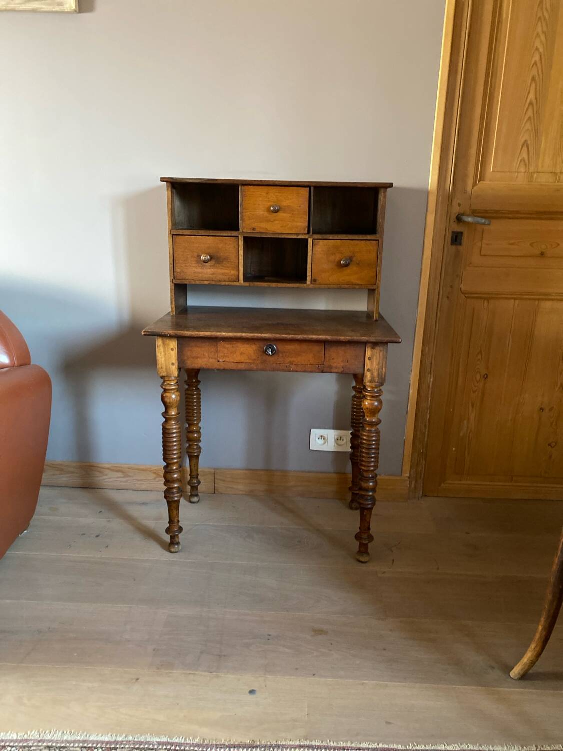 Small office desk secretary table