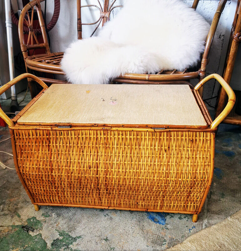 Rattan bench chest