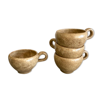 Set of ceramic cups