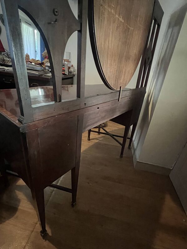 coiffeuse de style Louis XVI – marqueterie, miroir ovale