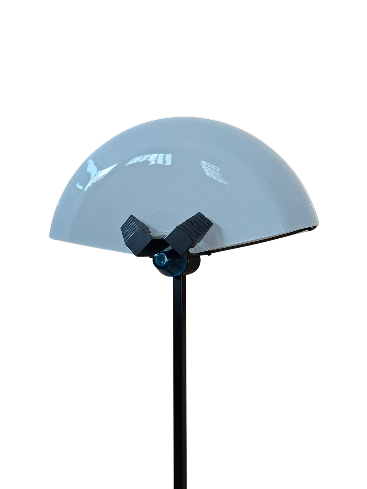 Lampe sur pied des années 70 en fer et verre de Murano, design industriel.