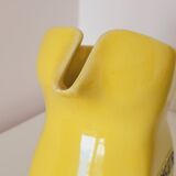 Old yellow pitcher Berger Annisette