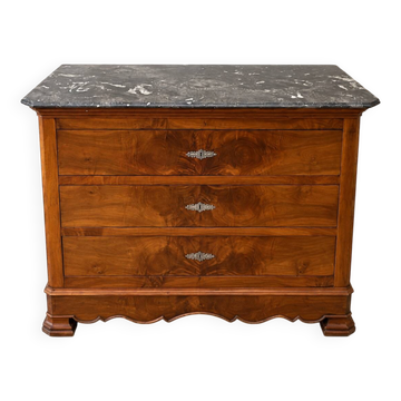French Louis-Philippe style commode in walnut burl.