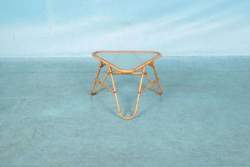 Vintage rattan coffee table from the sixties, bohemian rattan side table.
