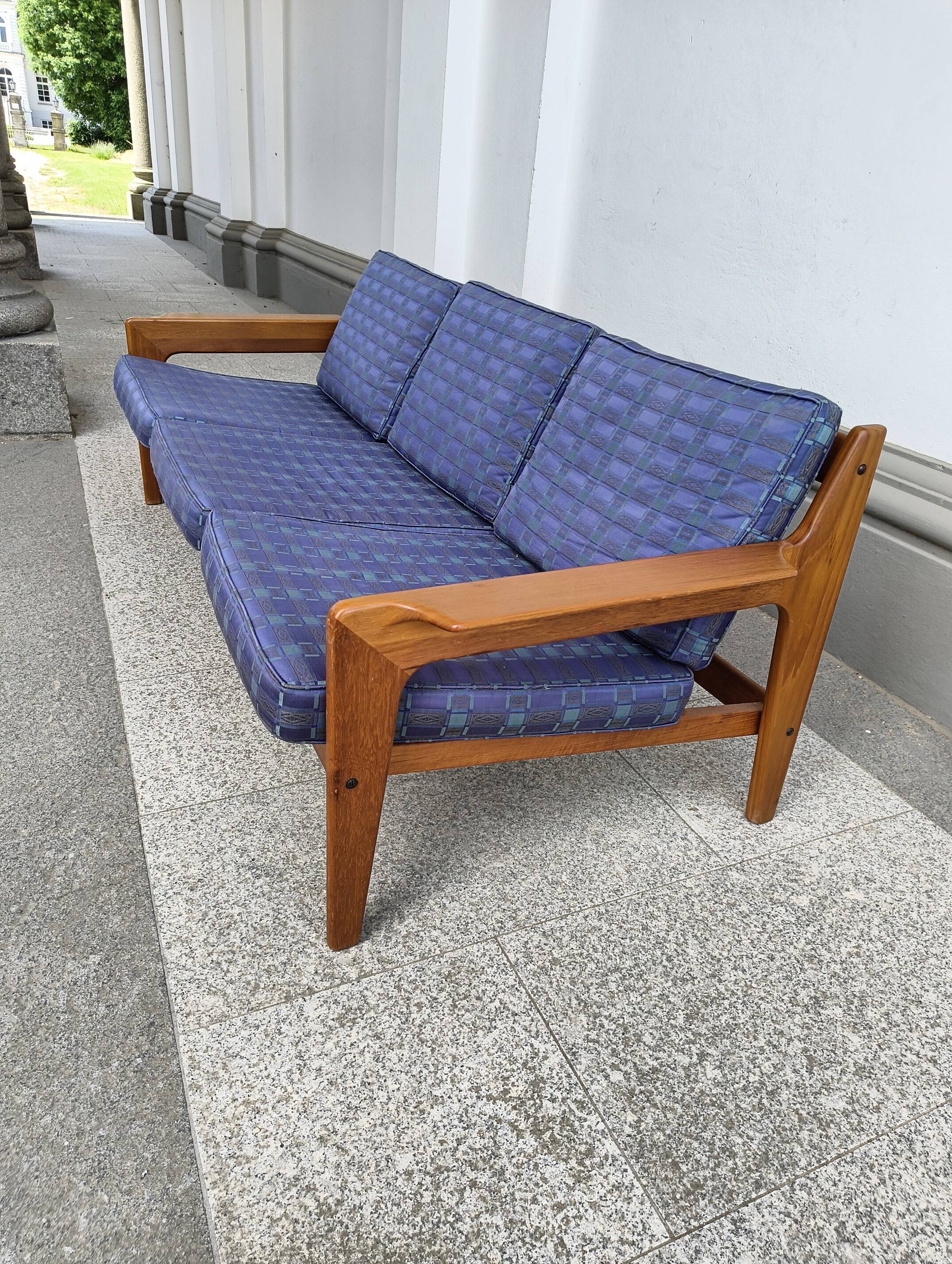 danish sofa in teak by Arne Wahl Iversen for Komfort