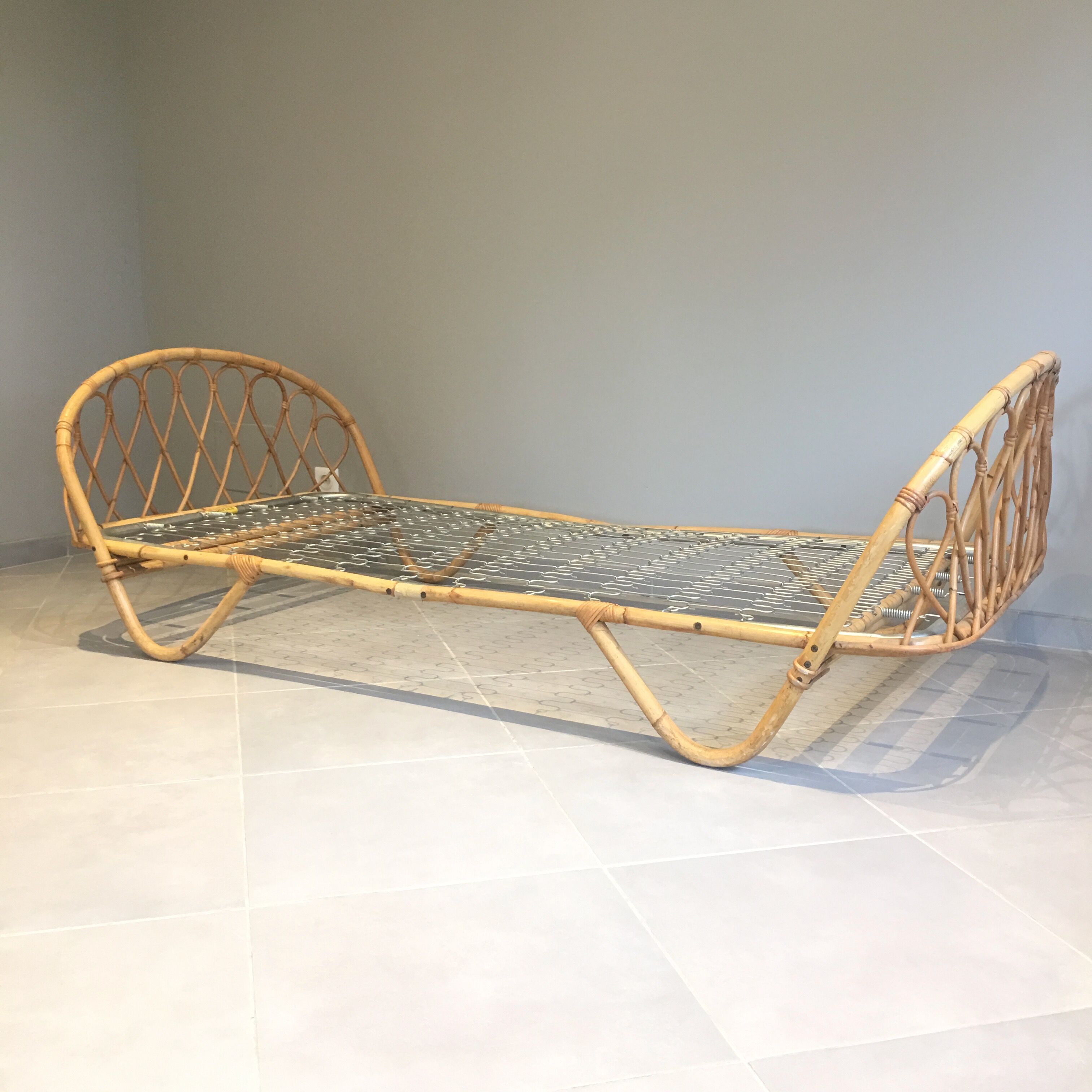Vintage  rattan bed