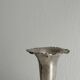 Petit vase soliflore en métal