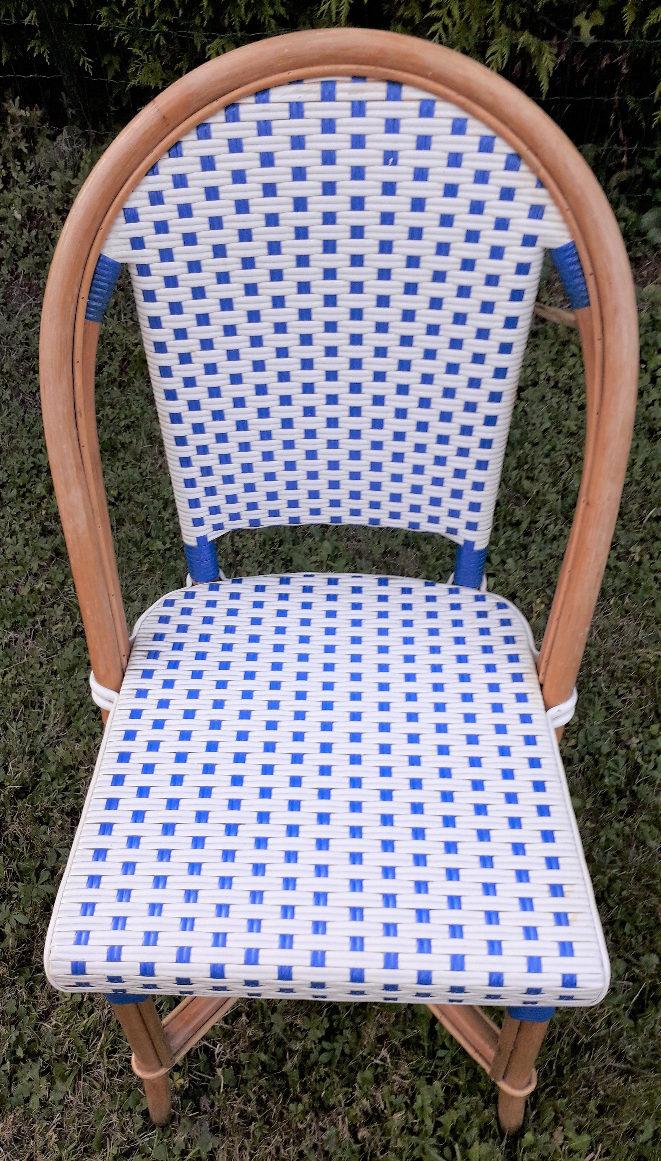 Set de 4 chaises bistrot terrasse parisienne en rotin blanche et bleu