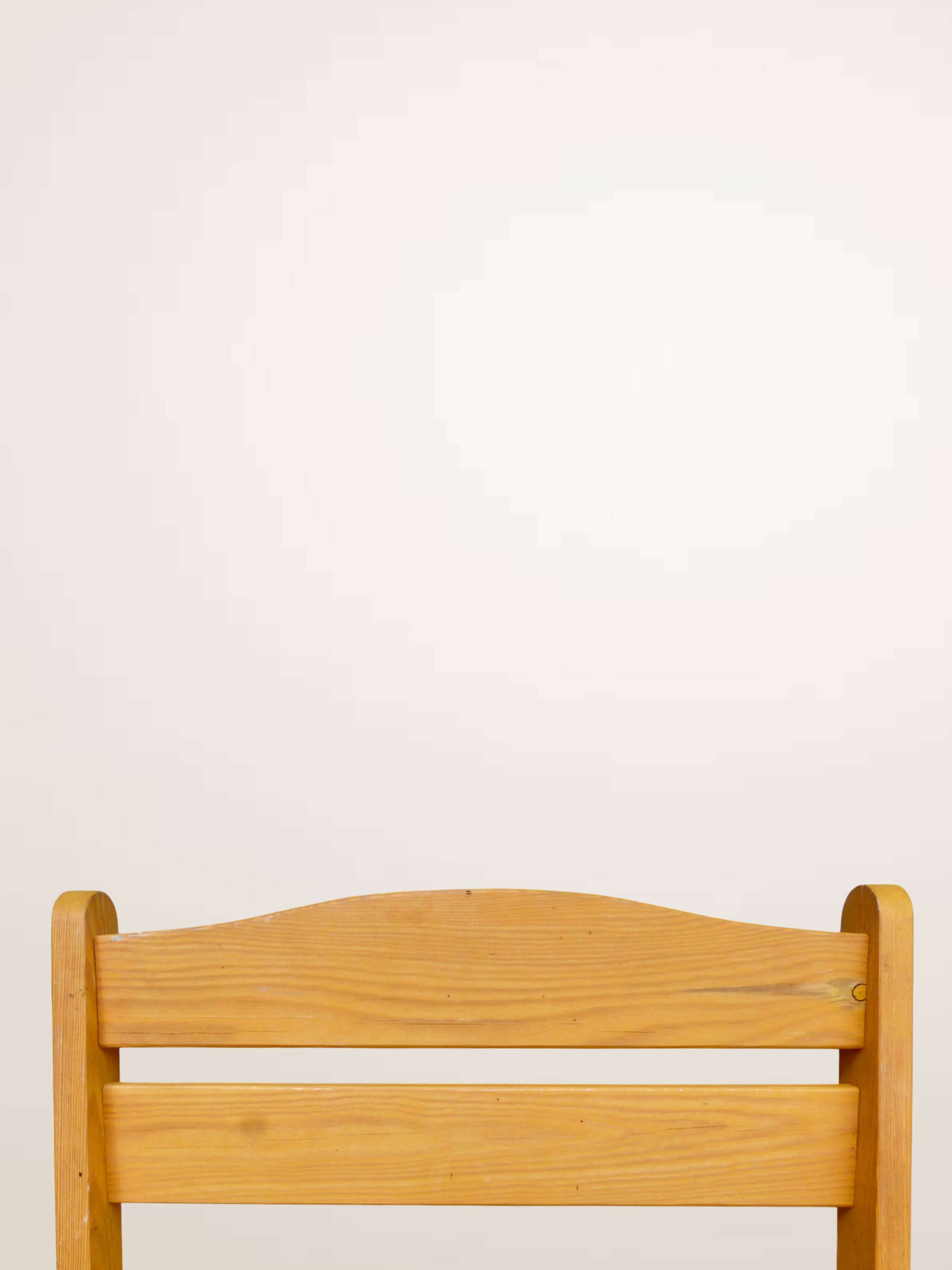 Paire de chaises pliantes en bois blond