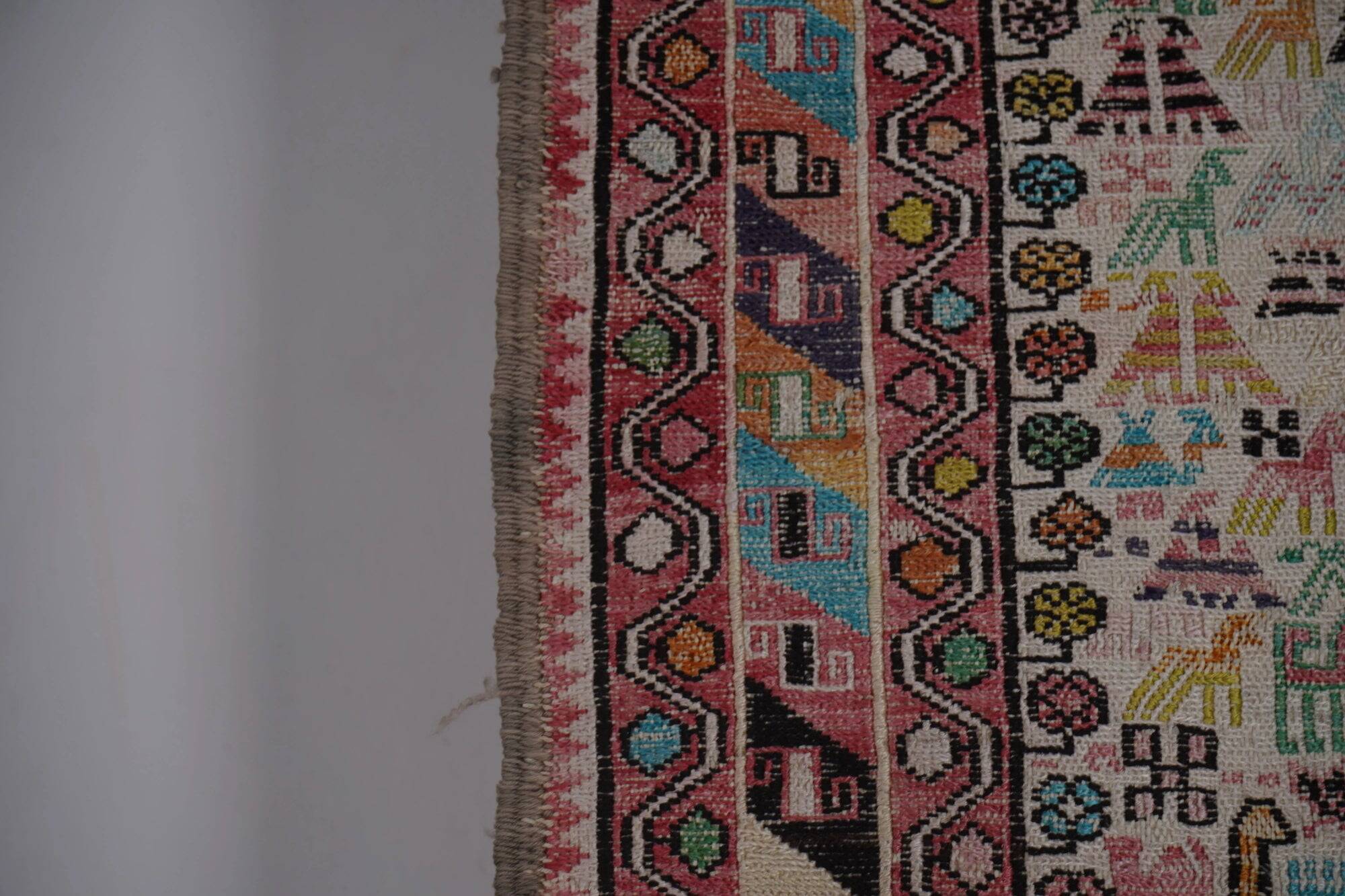 Kilim turc vintage tissé main 123x195 cm