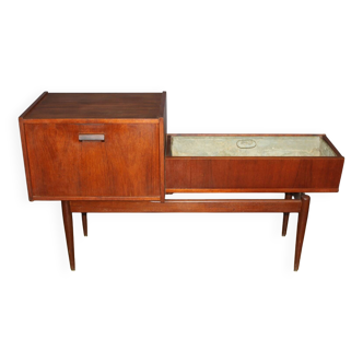 Scandinavian planter circa 1970