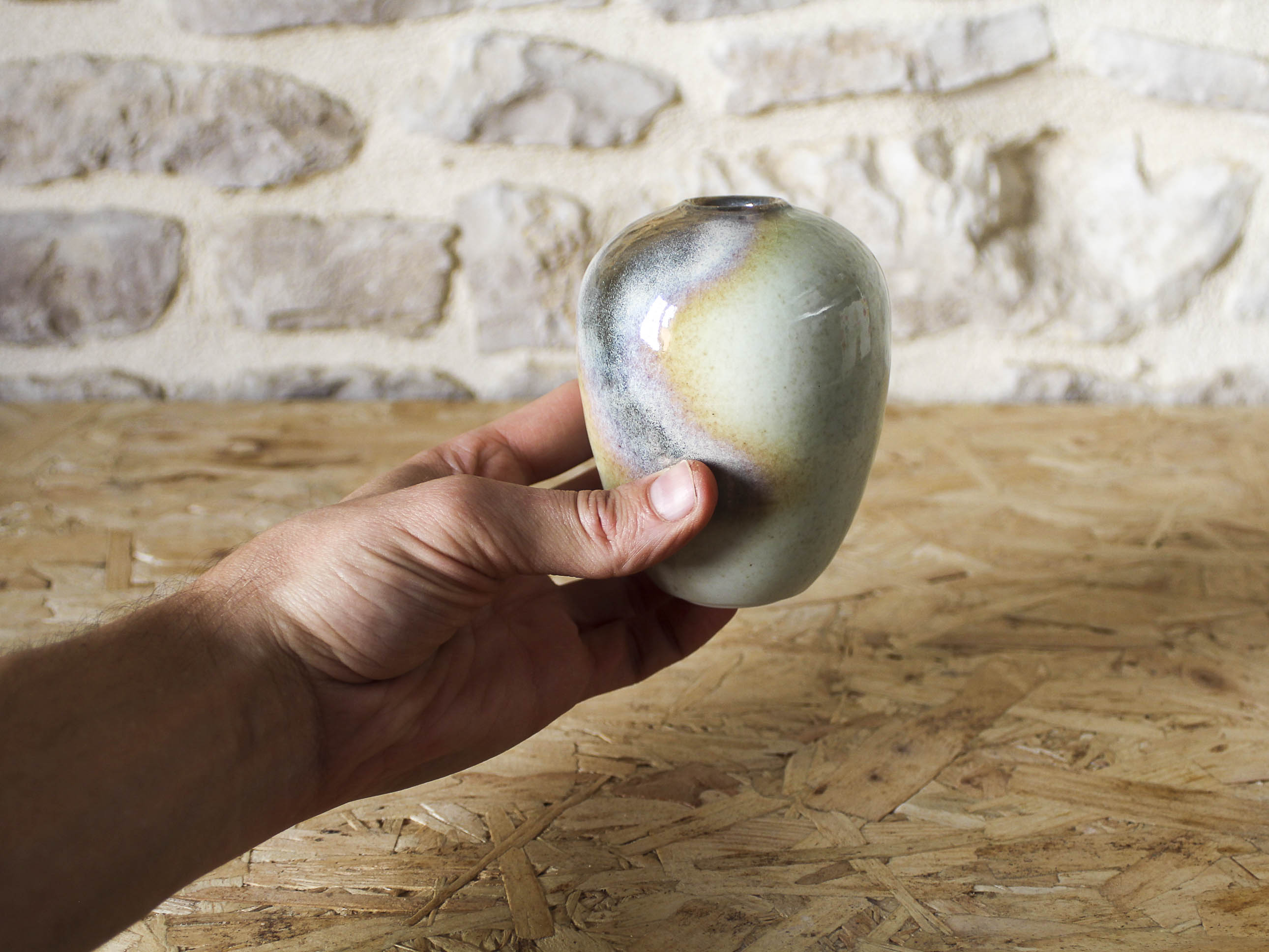 Vase en porcelaine émaillé Paul Beckrich