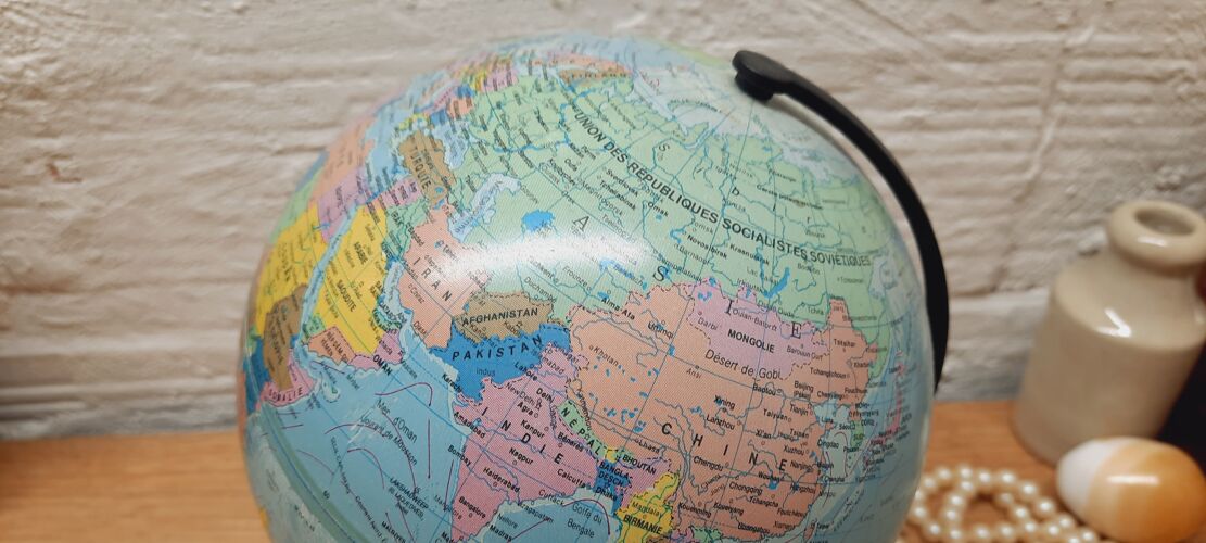 Globe terrestre 1972