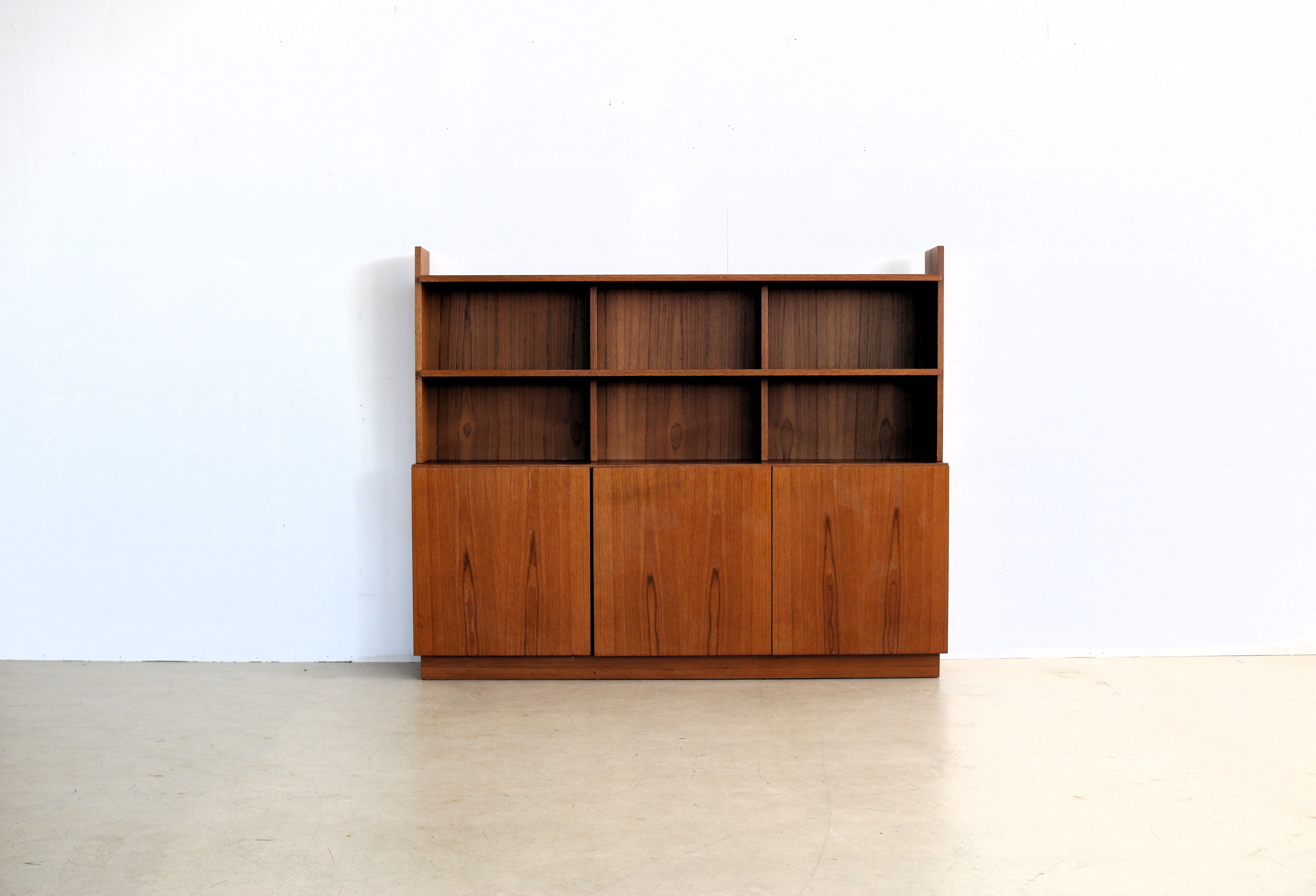Vintage wall cabinet