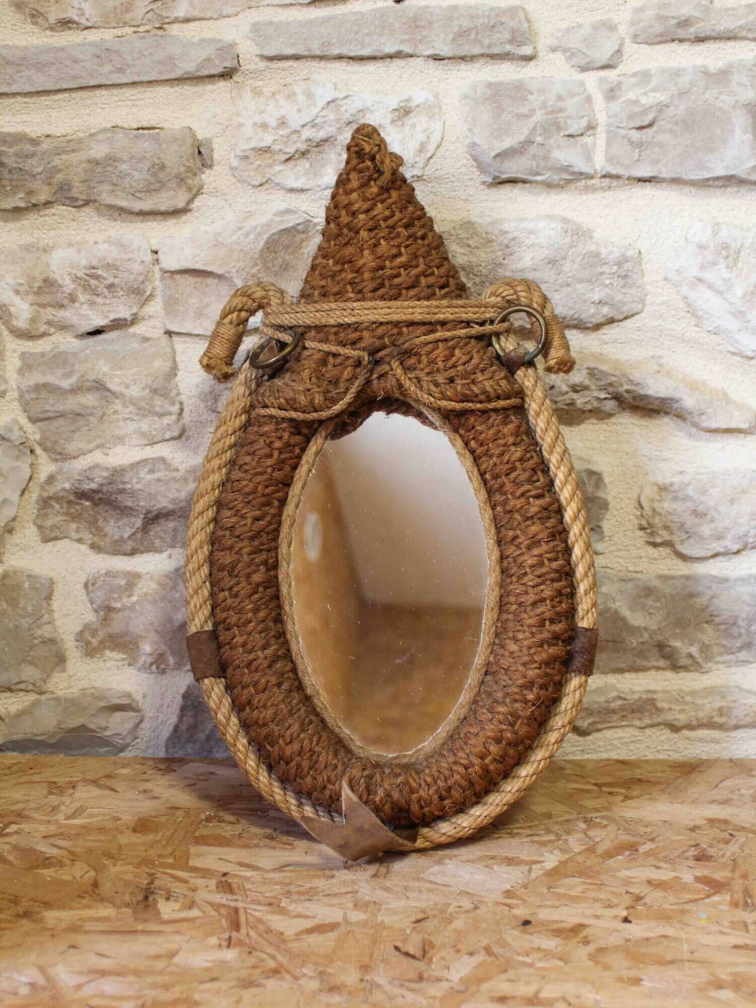 Miroir en corde en forme de collier de cheval attribué à Audoux-Minet